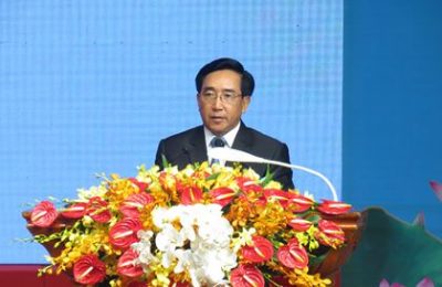 hường trực Ban Bí thư, Phó Chủ tịch nước CHDCND Lào Phankham Viphavanh phát biểu tại buổi lễ. (Ảnh K.T)